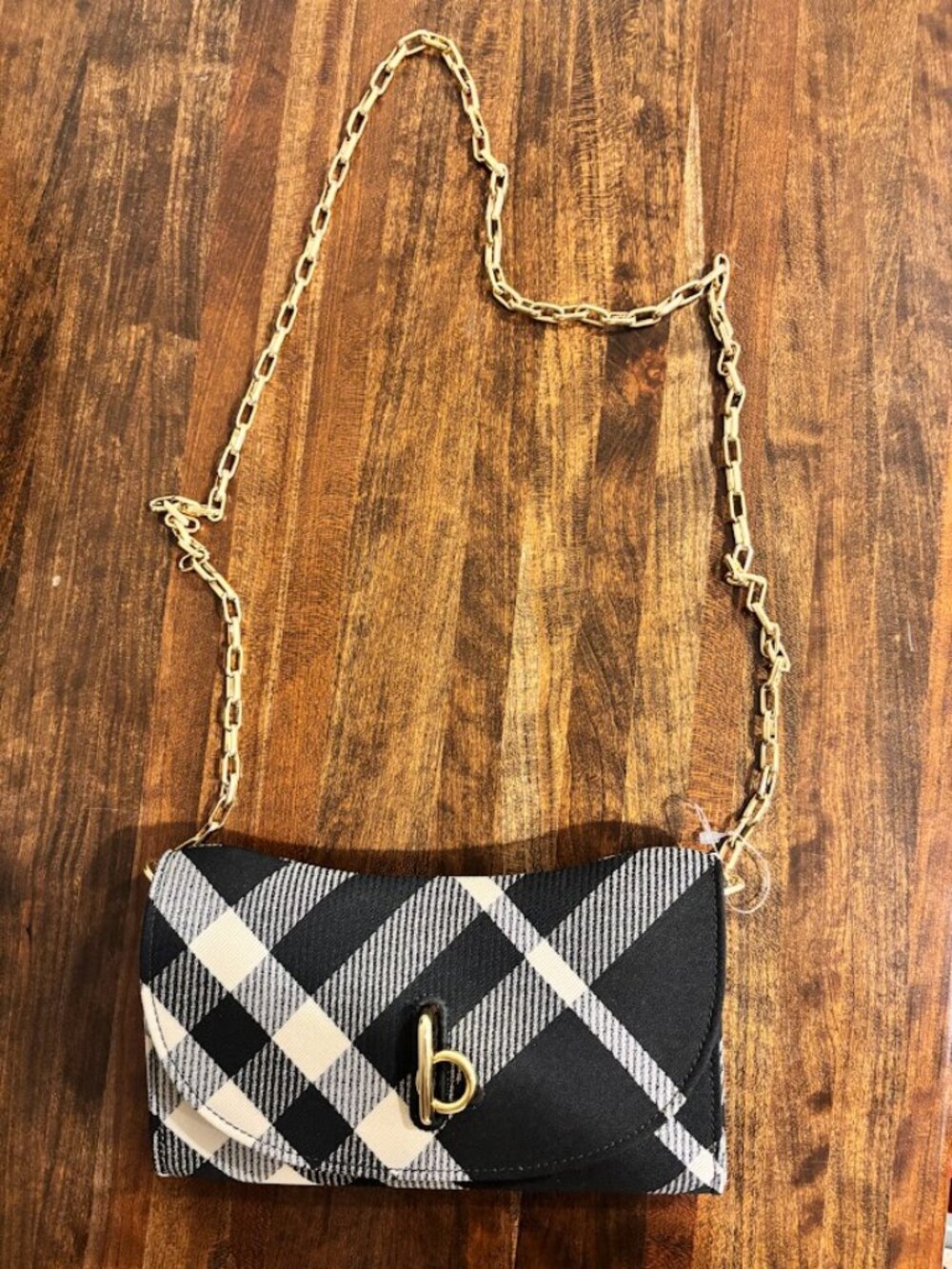 Burberry Rocking Horse Chain Wallet - Authentic, Brand New - Picture 2 of 8